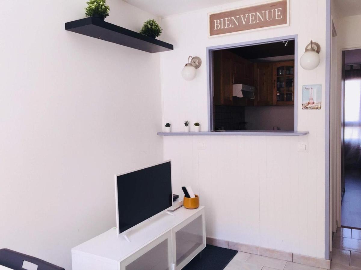 Appartement Eco 6 Personnes Magny-le-Hongre Eksteriør billede
